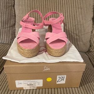 NWT Christian Louboutin Pink Espadrille Sandals💖